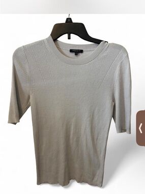 Lafayette 148 New York Light Gray Ribbed Short Sleeve Top